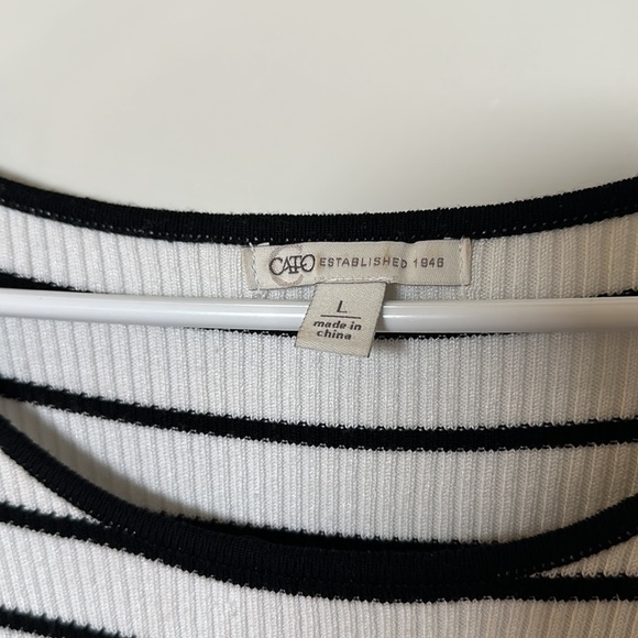 CATO Ribbed Rouched Sleeve Top L - Picture 3 of 4